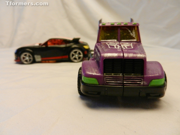 Botcon 2012 Convention Exclusives Shattered Glass Optimus Prime Kick Over  (7 of 16)